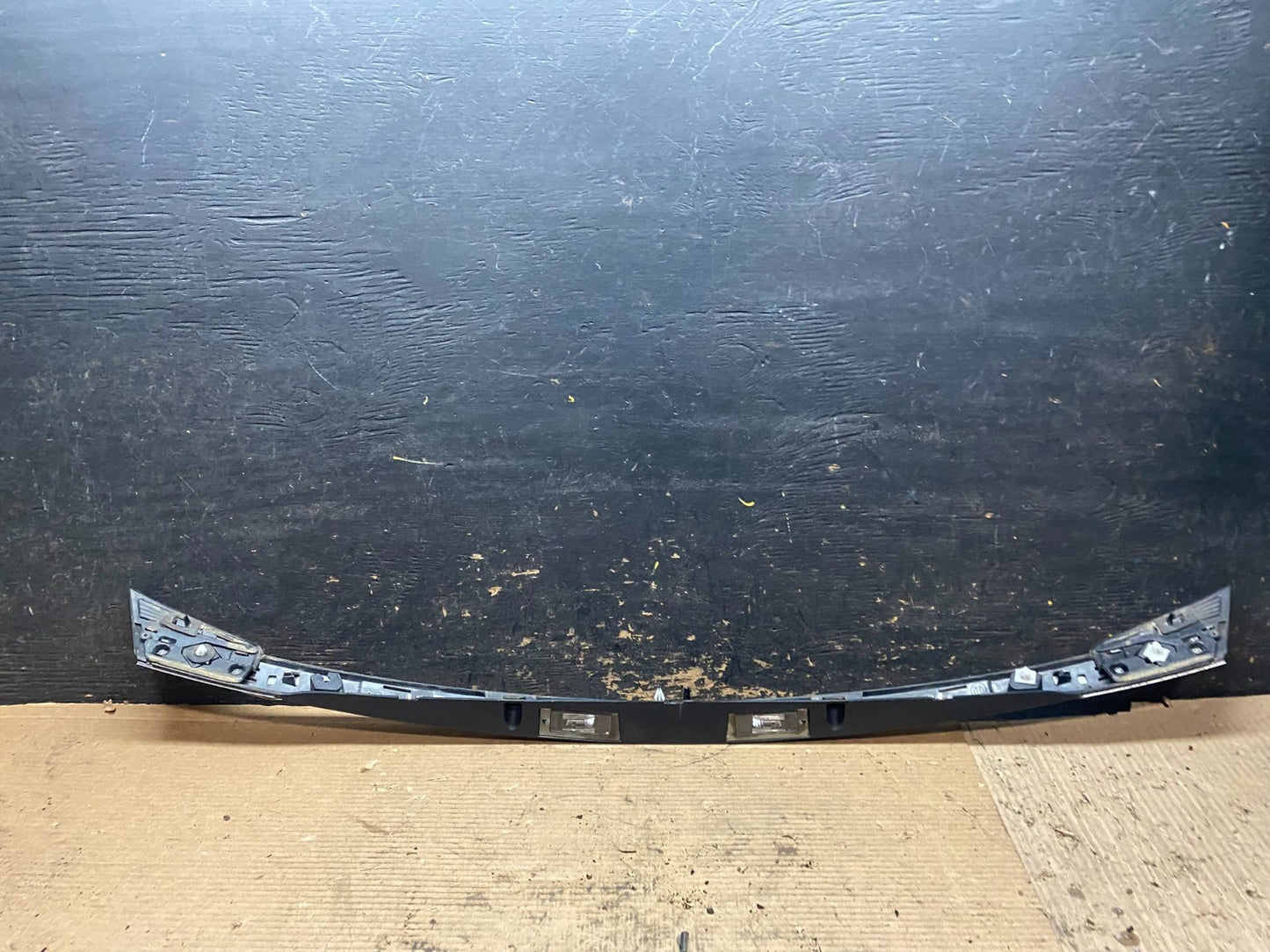 2011 2012 2013 2014 Chrysler 200 Sedan Rear Trunk Chrome Moulding Oem V9516 DG5