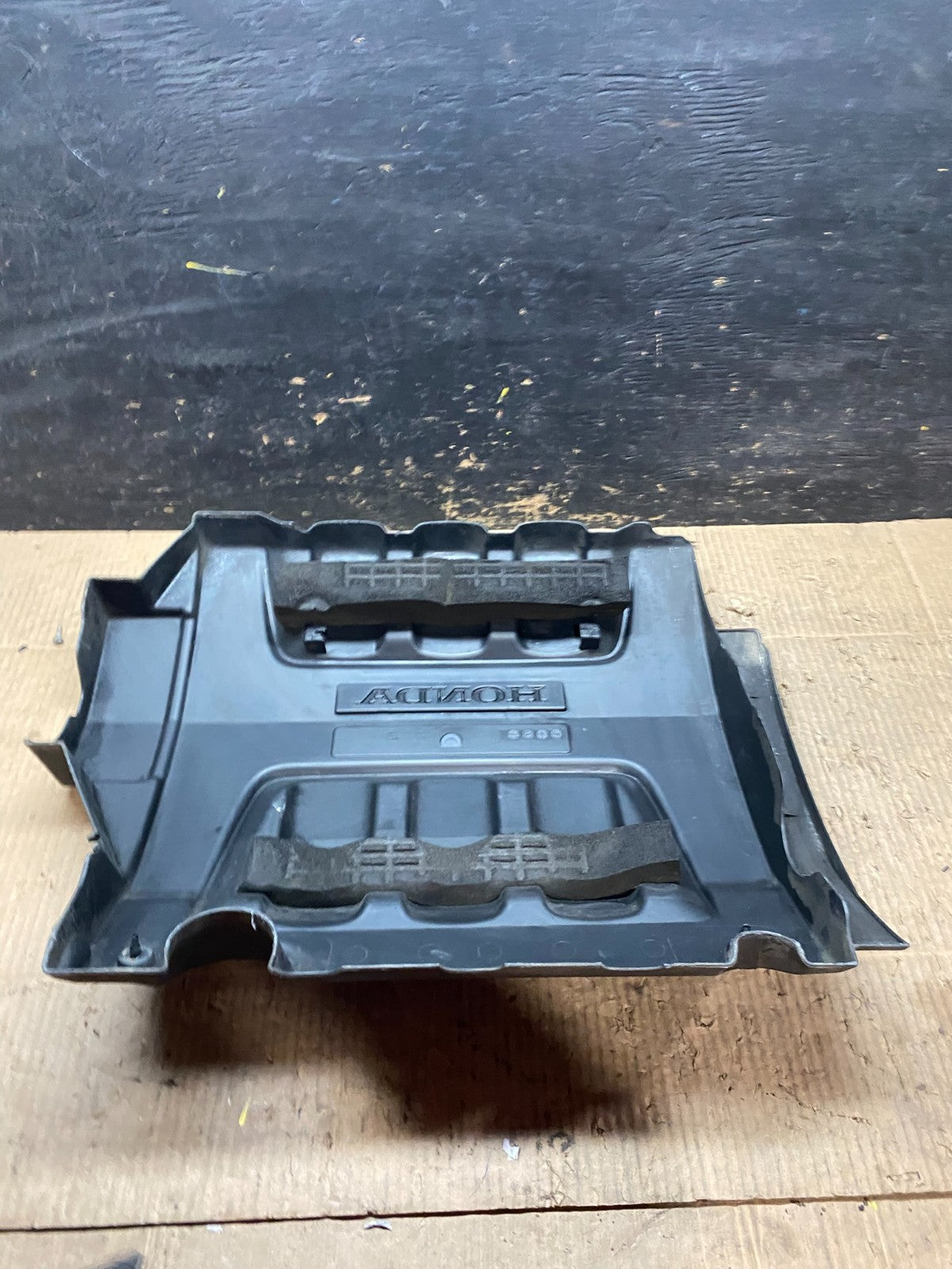 2005 to 2007 Honda Odyssey Black Engine Cover T9897 DG5