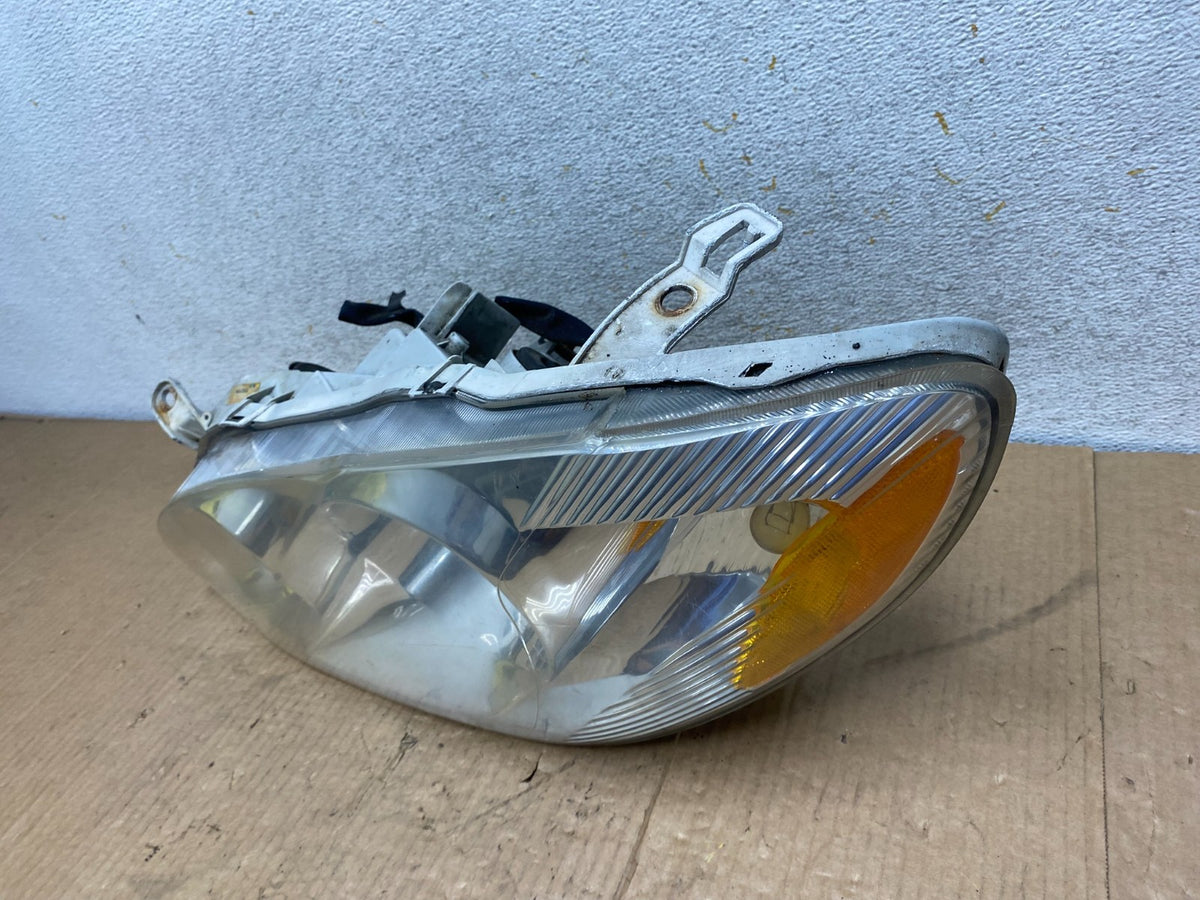 2003 to 2004 Toyota Corolla Left Driver LH Side Headlight AI7897 DW1
