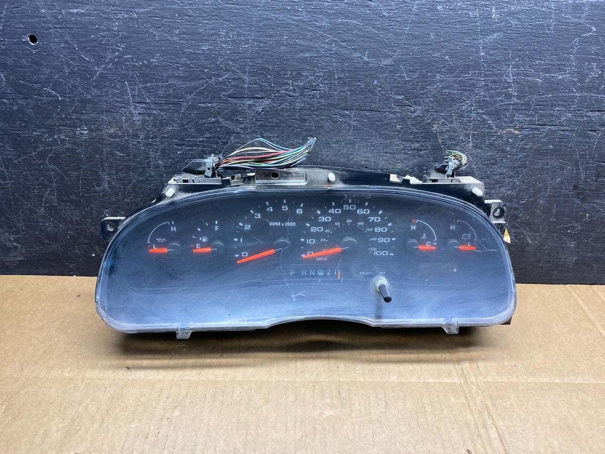 2006 Ford E350 Gauge Speedometer Cluster AI9736 DW0