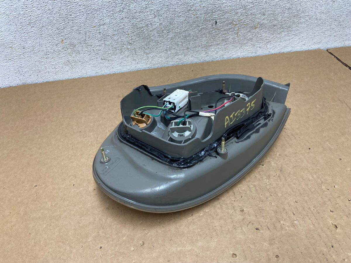 2002 2003 Nissan Maxima Right Passenger RH Side Tail Light AI3375 LK5