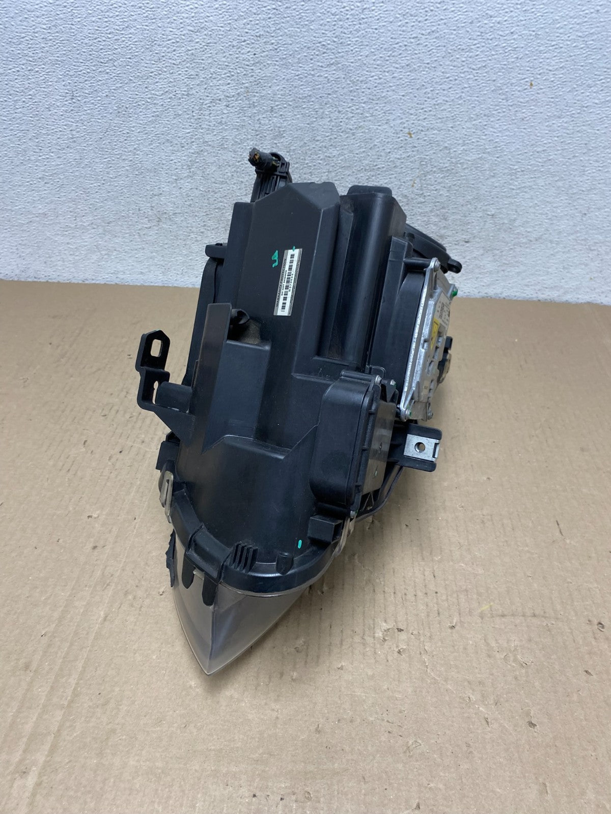 2007-2010 BMW 3-Series Coupe 335i Right Passenger Headlight Xenon HID AF5857 DW7