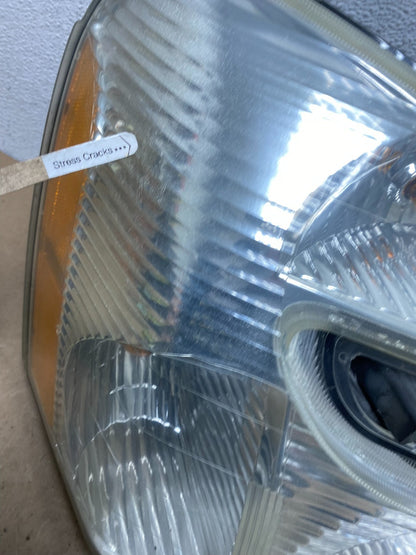 2005 to 2009 Chevrolet Equinox Right Passenger RH Halogen Headlight AE5982 DW4