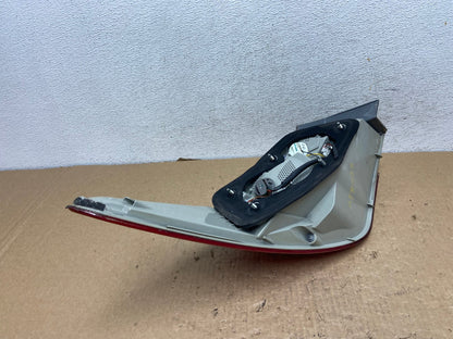 2011 2012 2013 Hyundai Sonata Right Passenger RH Tail Light AF8035 LK7