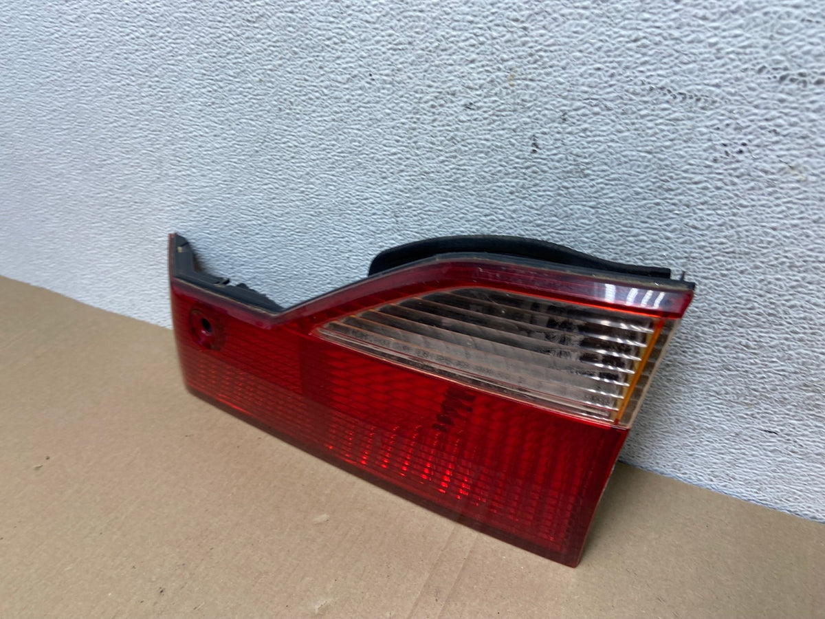 1998 to 2000 Honda Accord Right Passenger Side Inner Tail Light AE9440 LK1