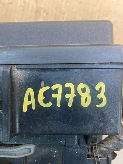 2007 Jeep Grand Cherokee Integrated Power Fuse Box 04692109ac AE7783 DW5