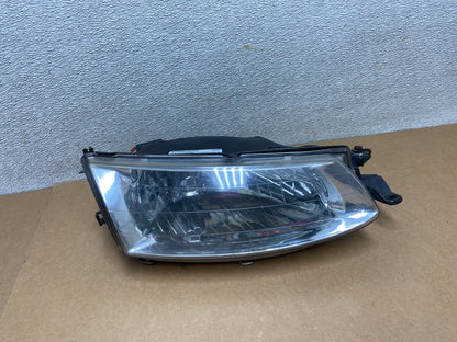 1999-2001 Toyota Solara Right Passenger RH Halogen Headlight TYC Z6563 DW0