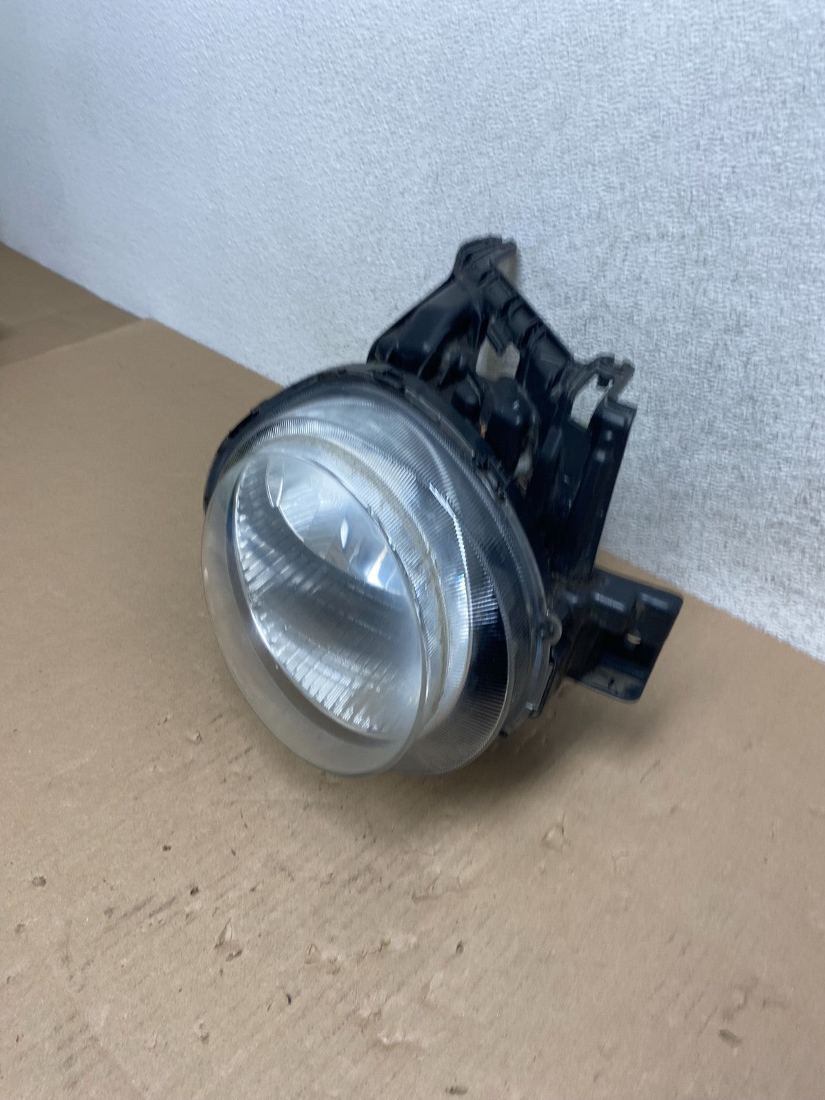 2011 to 2014 Nisan Juke Right Passenger Side Headlight AG5773 DW1