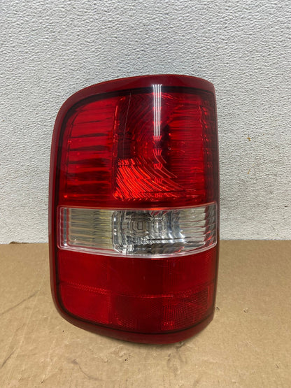 2004 to 2008 Ford F150 F-150 Left Driver LH Side Tail Light AG0470 LK0