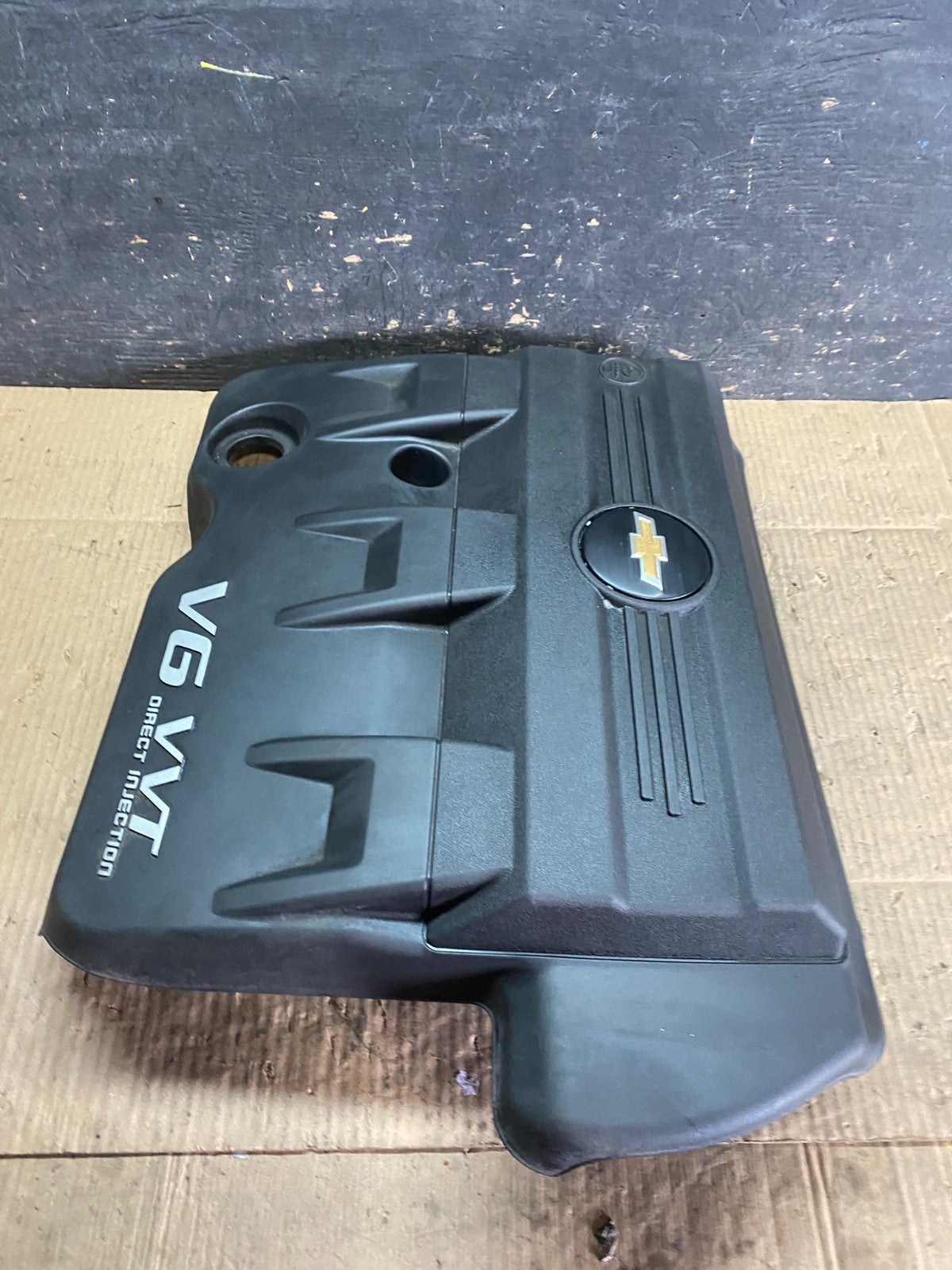 2010 to 2012 Chevrolet Equinox V6 VVT Plastic Engine Cover Shield t9473 DG3