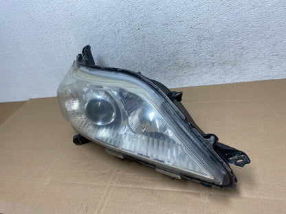2011-2014 Toyota Sienna Right Passenger RH Halogen Headlight AE4851 DW1