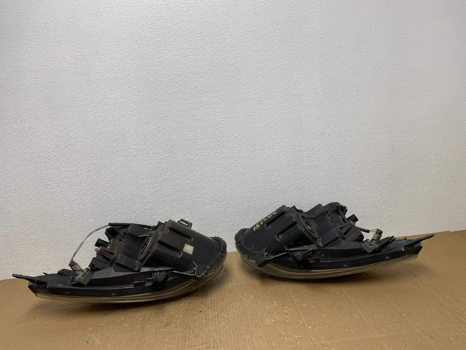 2009-2013 Nissan Rogue Left+Right Side Set Halogen Headlights OEM AB8284 DW13