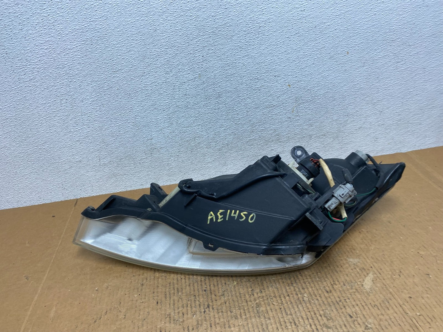 2003 to 2007 Nissan Murano Right Passenger RH Headlight Halogen AE1450 DW6