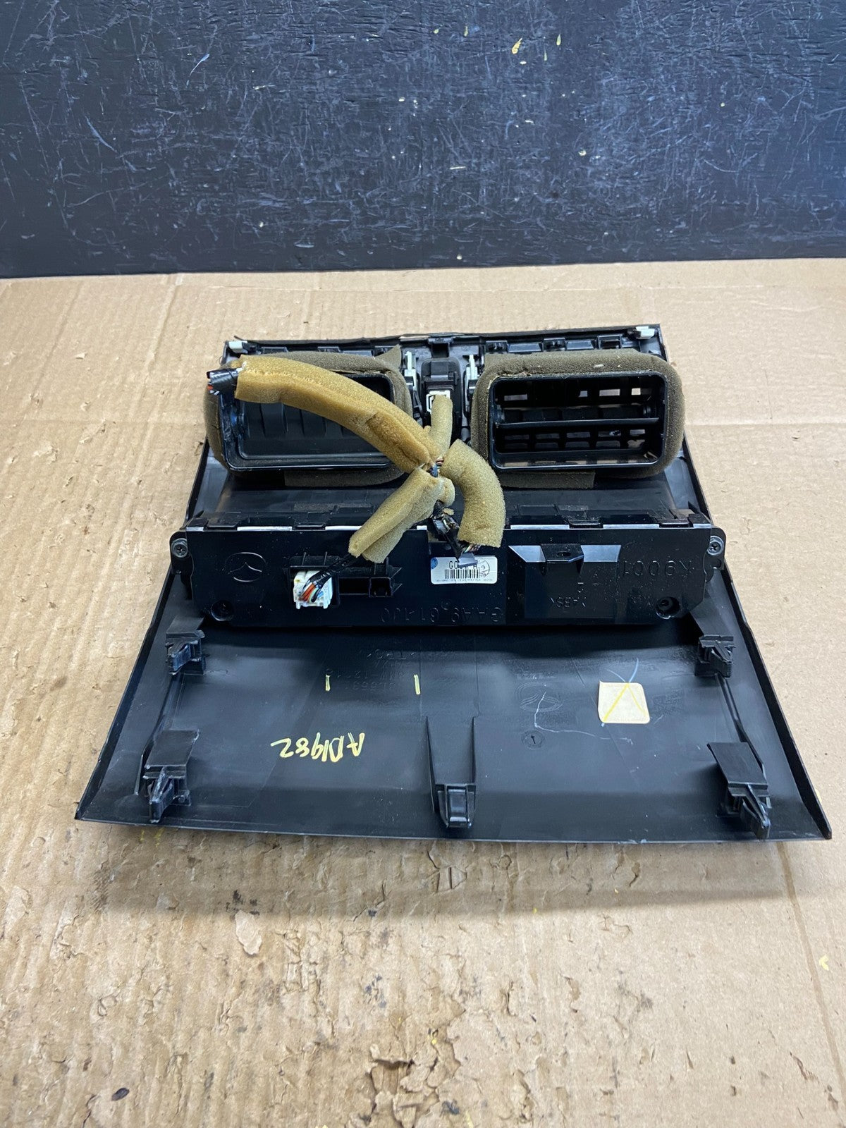 2009 to 2012 Mazda 6 Center Console Dash Dual Air Vent AD1982 DG6