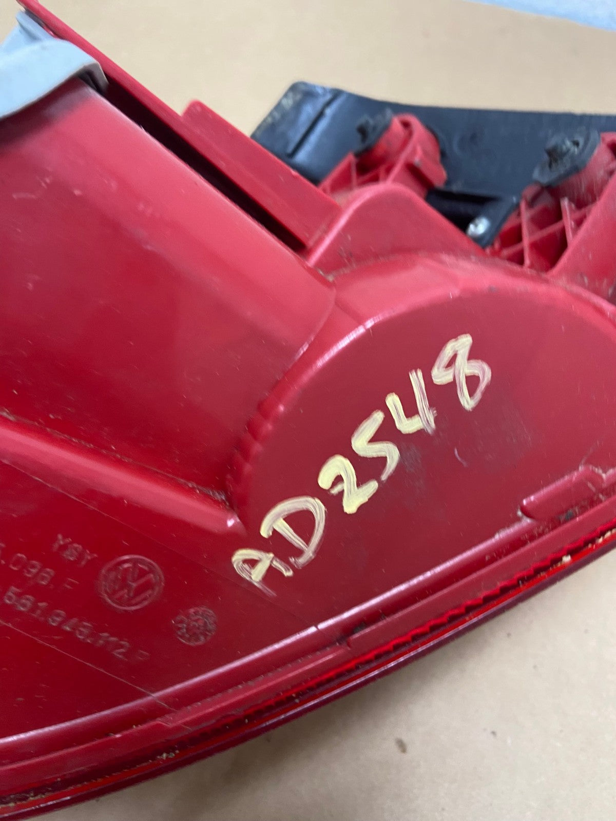 2012 to 2015 Volkswagen Passat Right Passenger Rh Side Tail light AD2548 LK6