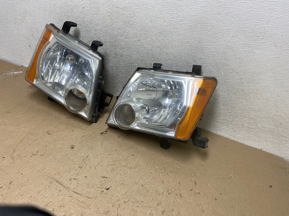 2005-2015 Nissan Xterra Driver Left+Right Side Set Headlights AH6919 DW2