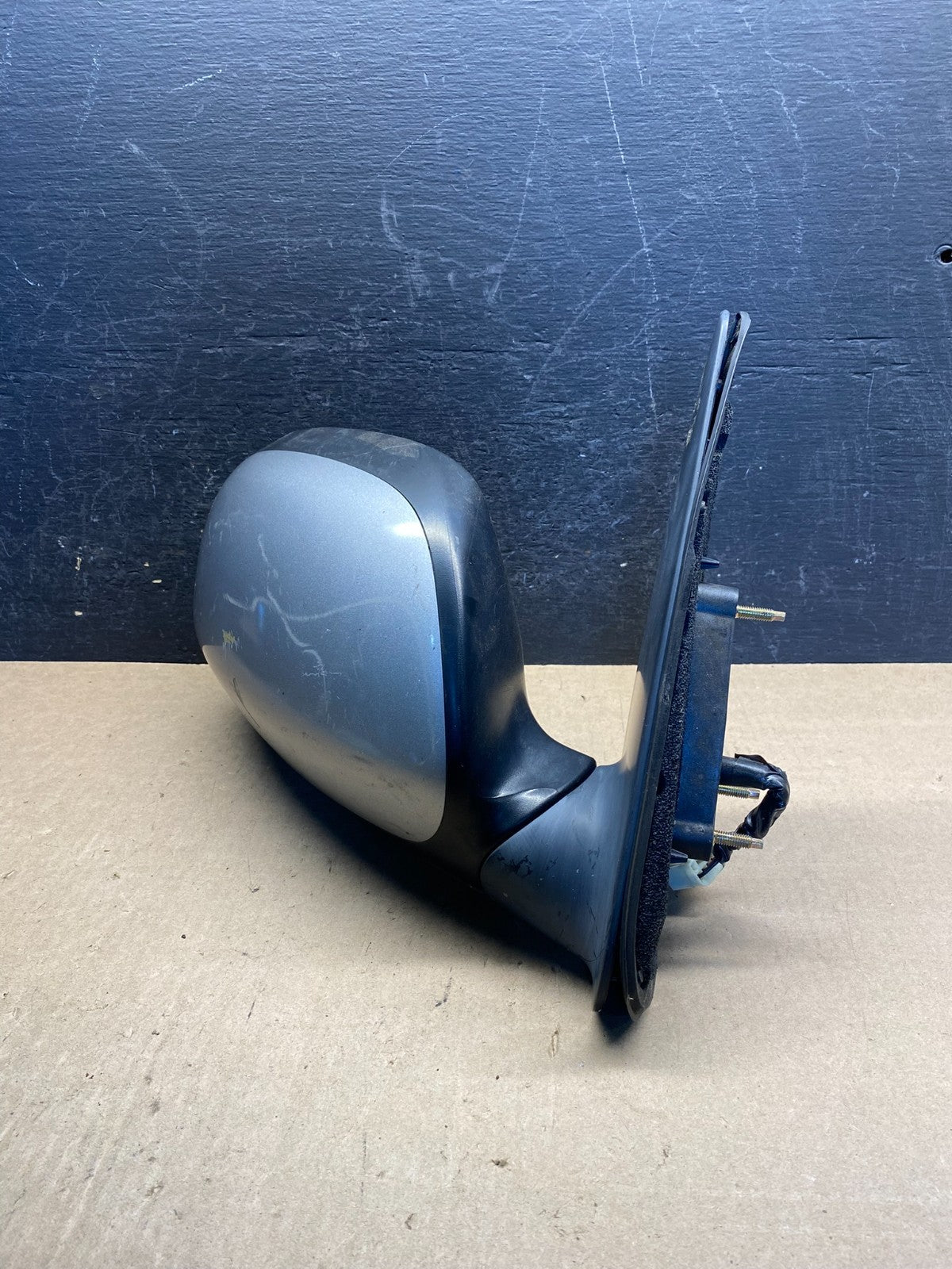 2001 to 2006 Toyota Sequoia Right Passenger RH View Door Mirror AG3456 MS2