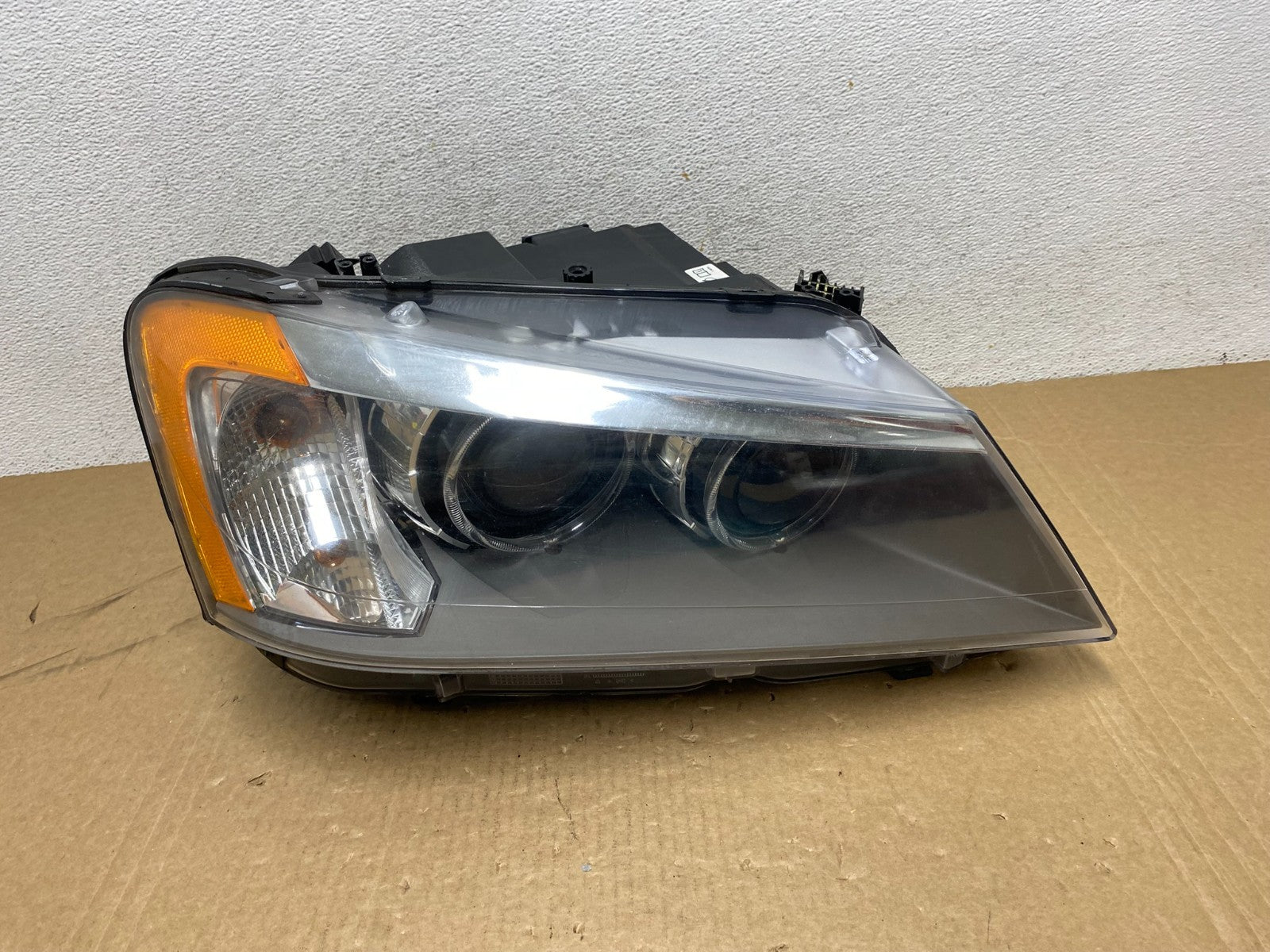2011 to 2014 BMW X3 Right Passenger RH Side Xenon Headlight AF9985 DW0