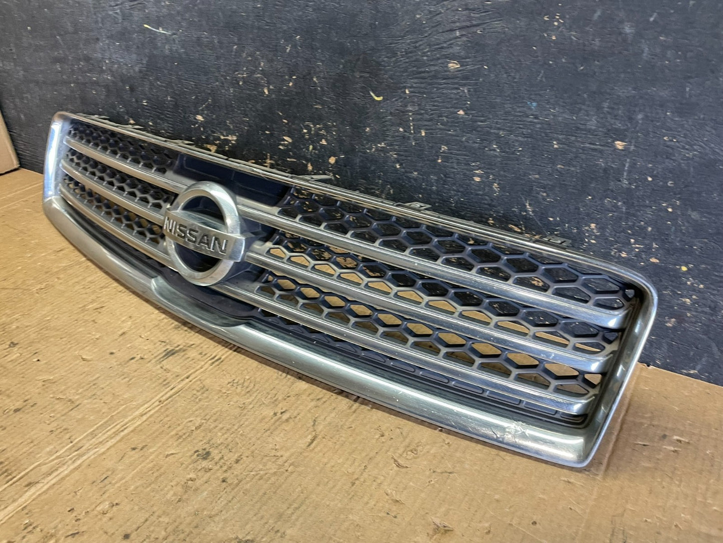 2009 to 2011 Nissan Maxima Front Upper Grill Grille Oem Z8123 DG2