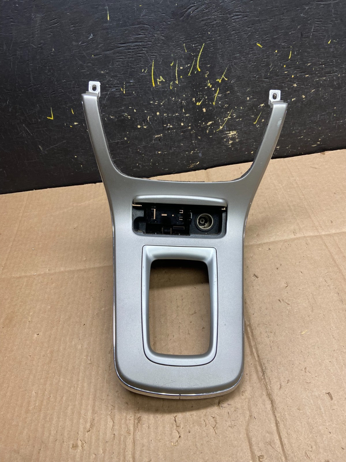 2013-2016 Nissan Sentra Center Console Shifter Trim Bezel Ashtray OEM AA4902 DG1