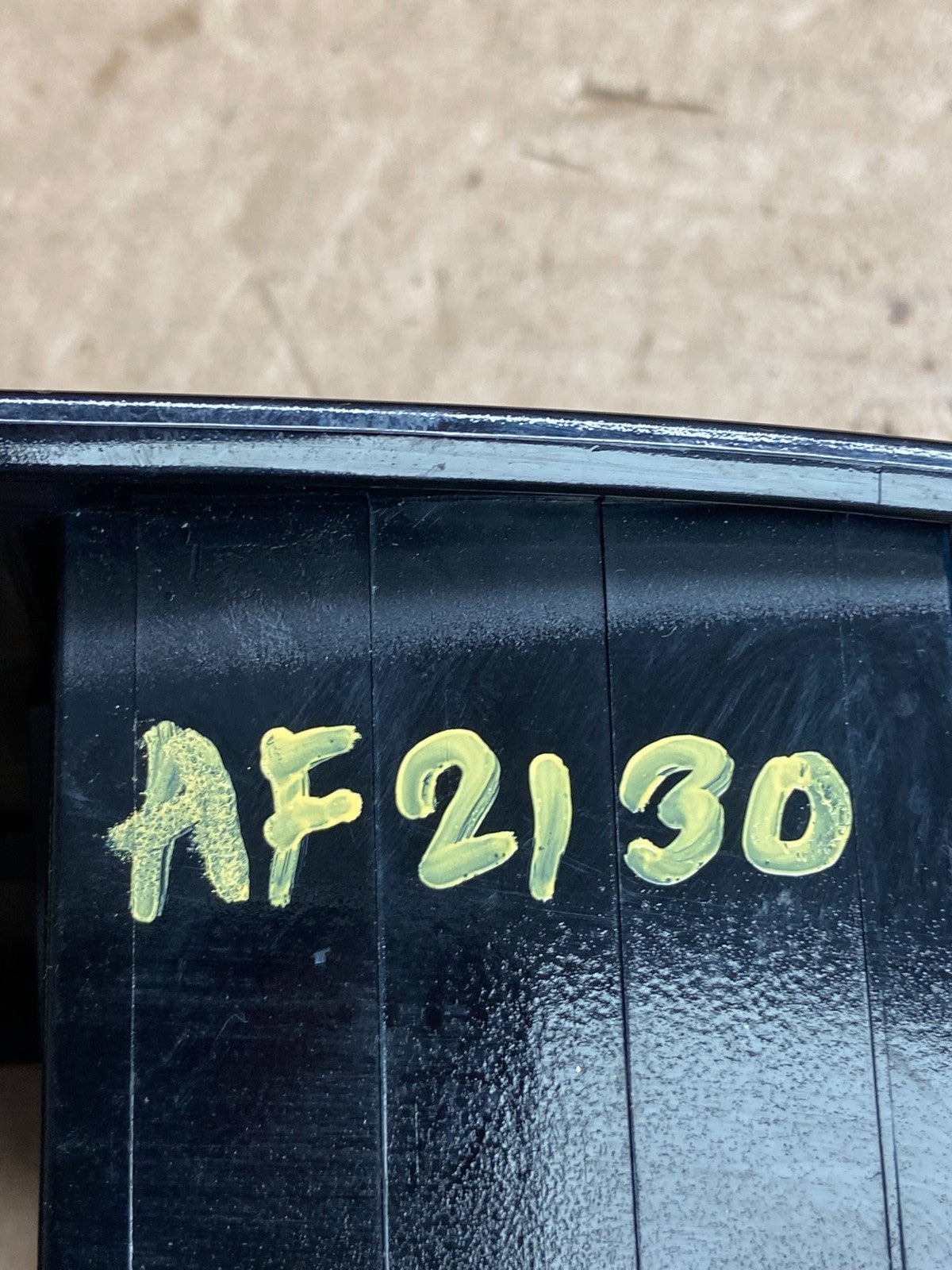 2004 to 2010 Toyota Sienna Right Side Radio Switches Bezel Trim af2130 DG4