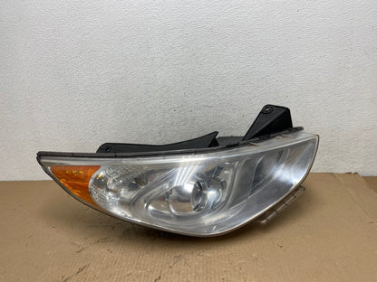 2011 - 2015 Hyundai Sonata Hybrid Right Passenger Halogen Headlight AE8763 LK0