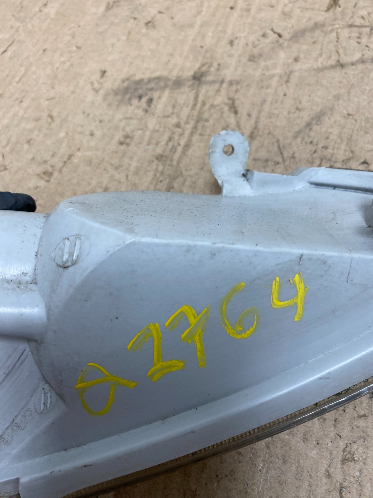 1997 to 2001 Mitsubishi Mirage Left Driver LH Turn Signal OEM Q2764 DG6