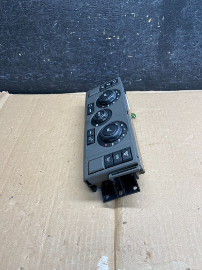 2005 to 2009 Land Rover Range LR3 AC Heater Climate Control Module AH5528 DG2