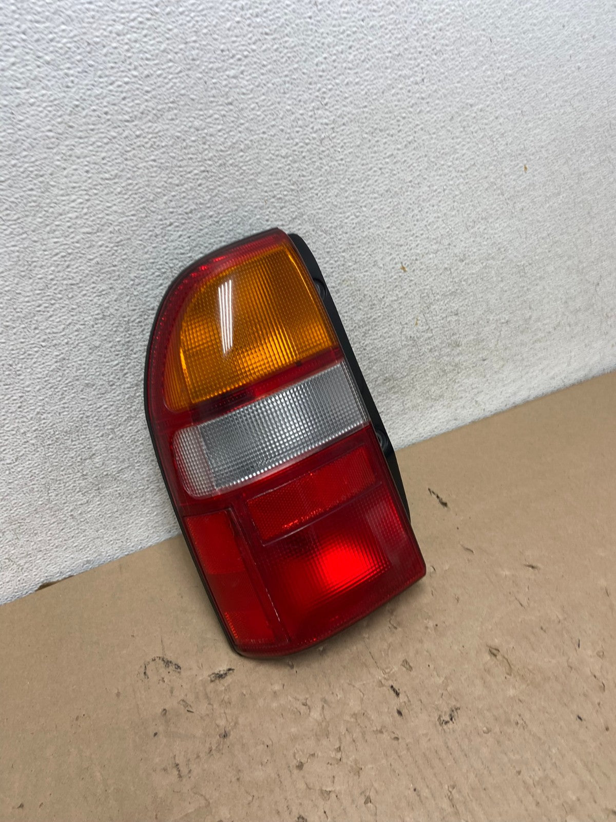 1999 to 2003 Suzuki XL-7 Vitara Left Driver LH Side Tail Light AG6759 LK2