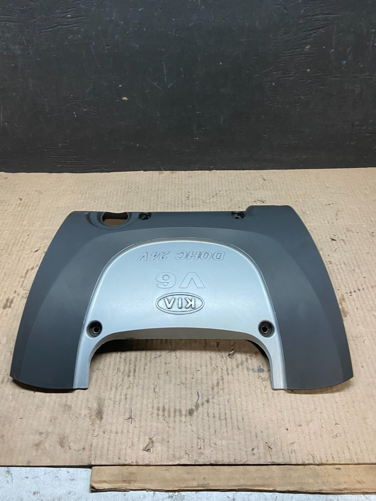 2003 to 2005 Kia Optima V6 24V Engine Cover Motor OEM i3683 DG11