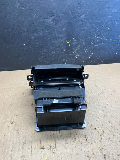 2011-2015 Hyundai Sonata Center Dash Storage W/Closing Lid 3S847-80000 T6072 PS4