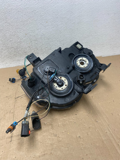 2005-2007 Jeep Grand Cherokee Right Passenger RH Halogen Headlight AG4821 DW5