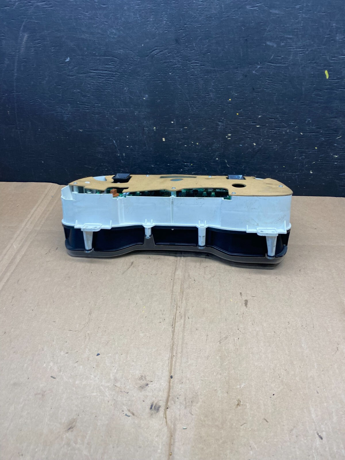 2003 Dodge Durango Speedometer Instrument Cluster Gauge OEM O7316 DG5