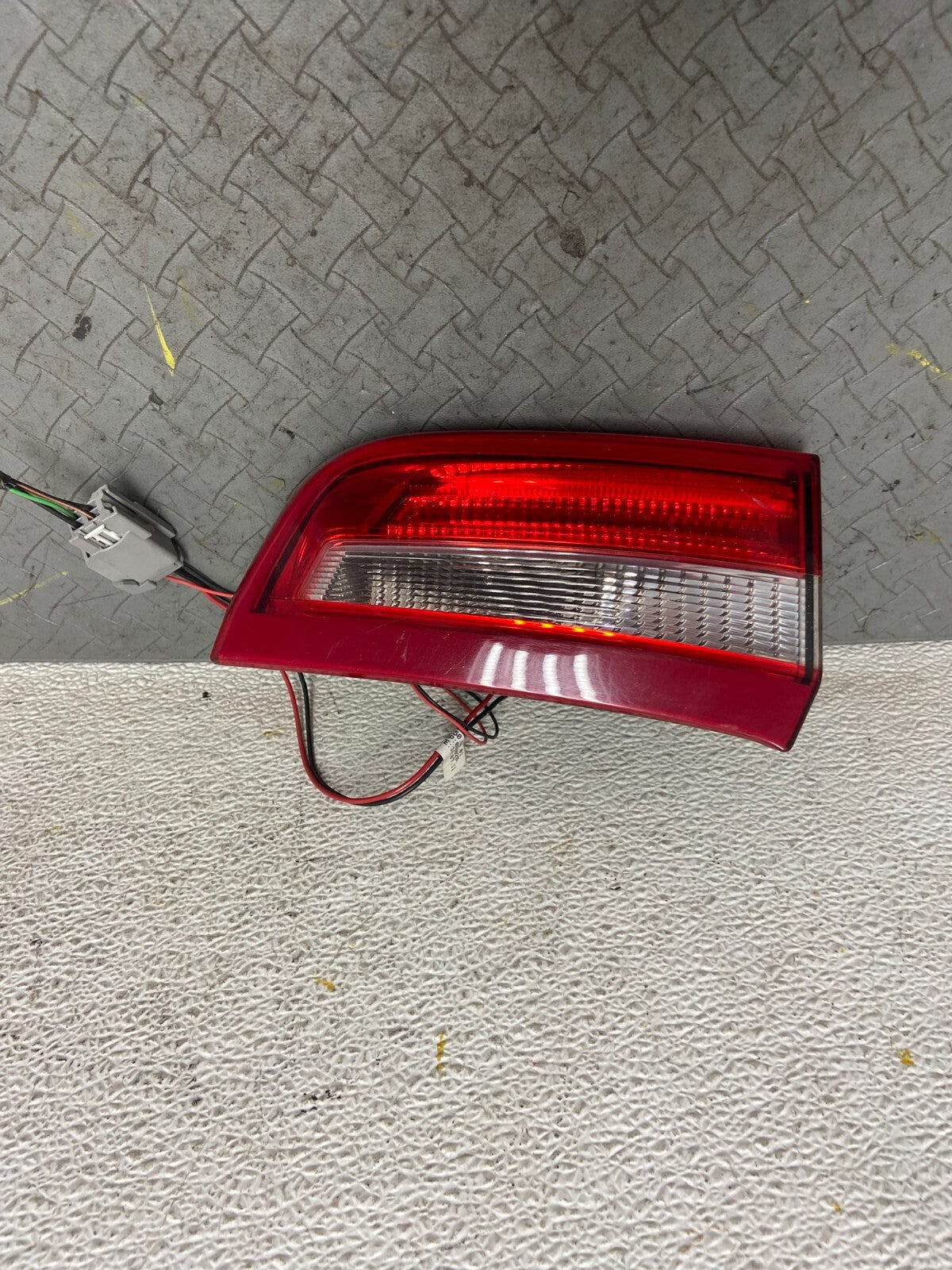 2011 to 2017 Volvo S60 Right Passenger RH Side Inner Tail Light OEM C6994 DG10