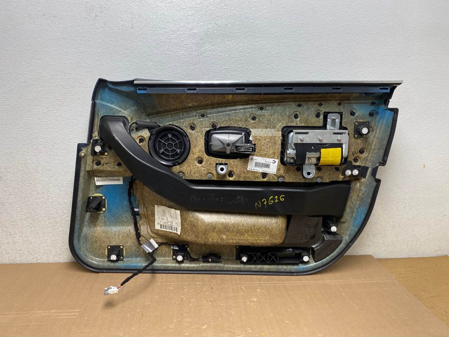 2006 to 2008 BMW 750i Front Left Driver Side Door Trim Panel n7626 DG7