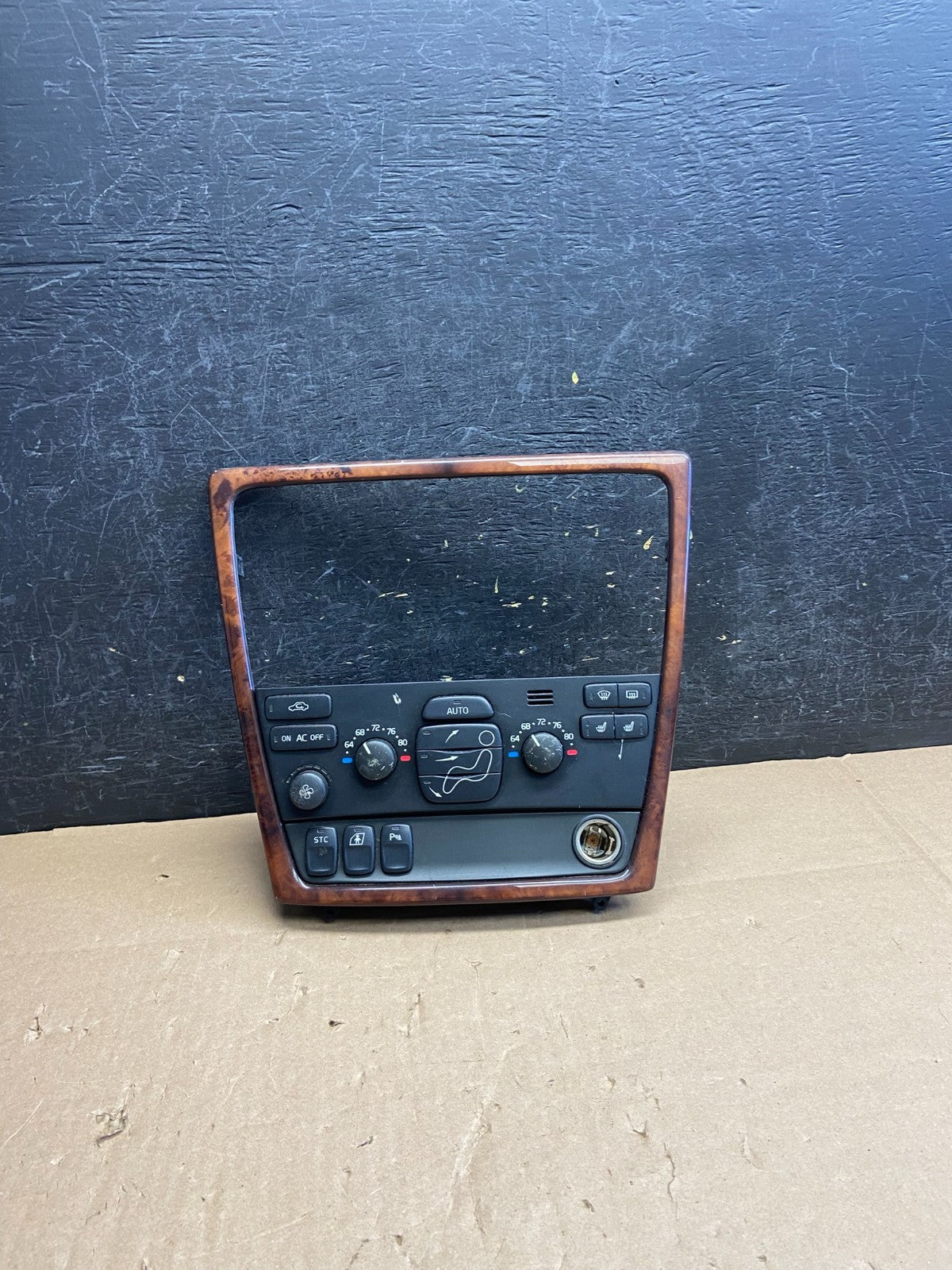 2001 - 2009 Volvo S60 Climate Control Radio Bezel Panel Trim AI6373 DG0