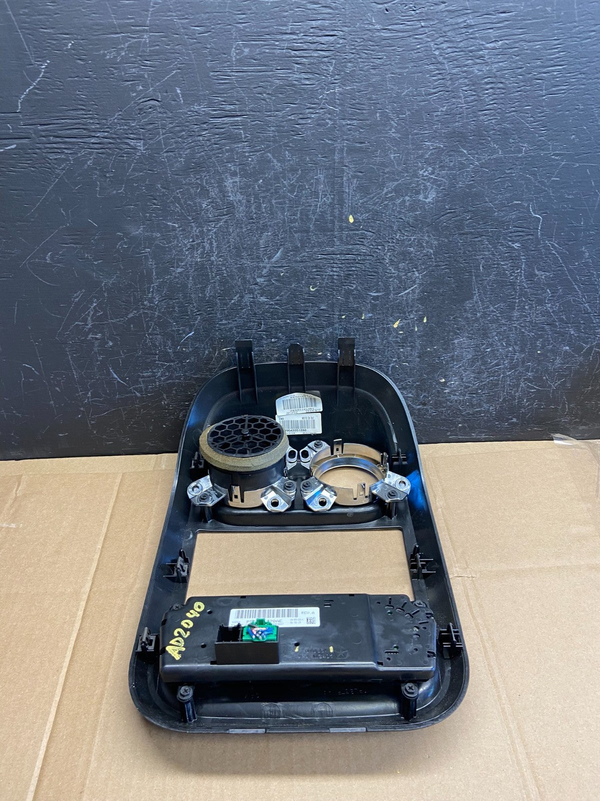 2011 to 2017 Jeep Compass Dash Climate Temperature Control Radio Bezel AD2040 DG4