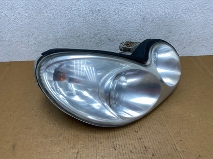 2002-2005 Hyundai Sonata Right Passenger Headlight Halogen AE0685 DW2