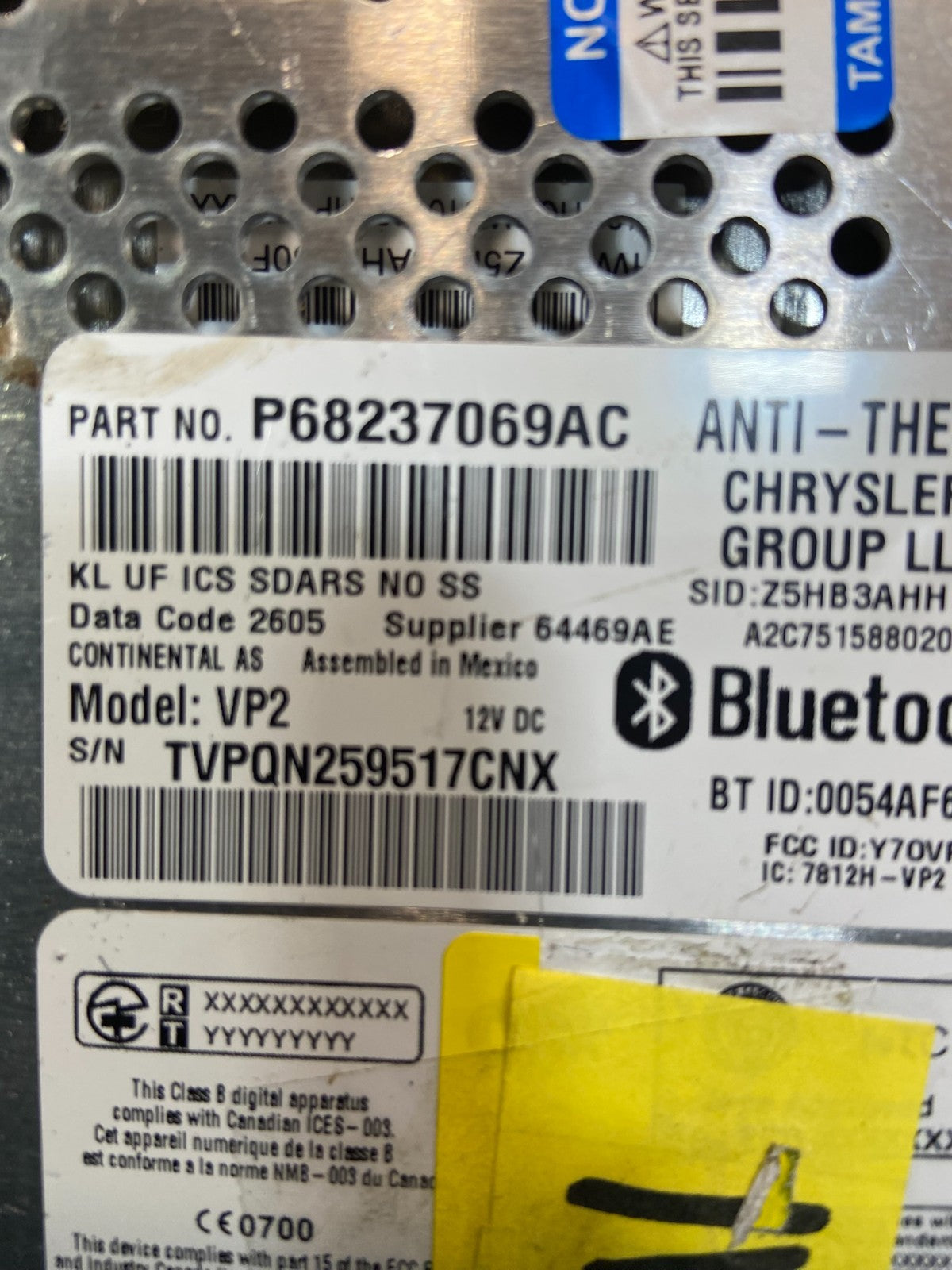 2015 to 2017 Chrysler 200 Radio Receiver Display Screen Player Y7486 DG7