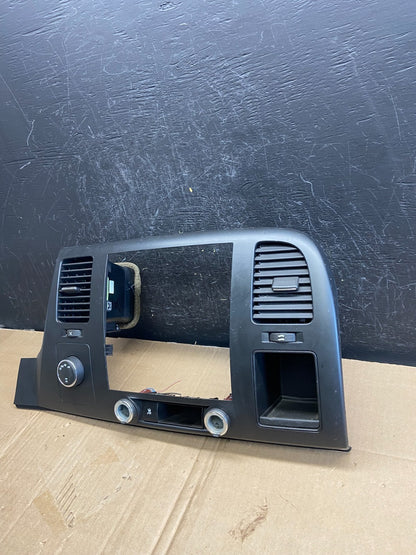 2007 to 2014 Silverado Sierra Center Console Radio Bezel Air Vents ad7129 DG2
