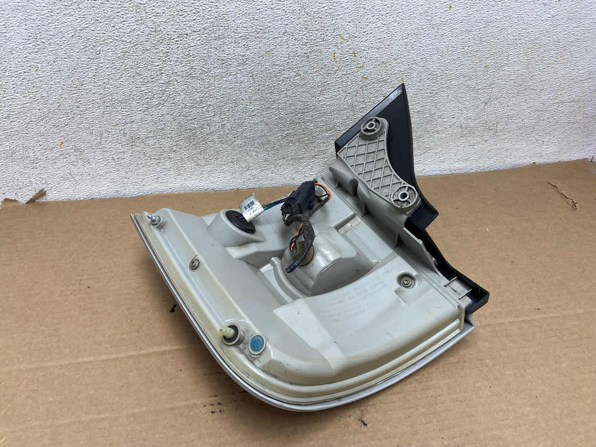2009 to 2011 Ford Flex Left Driver LH Side LED Tail light AH3126 DW4