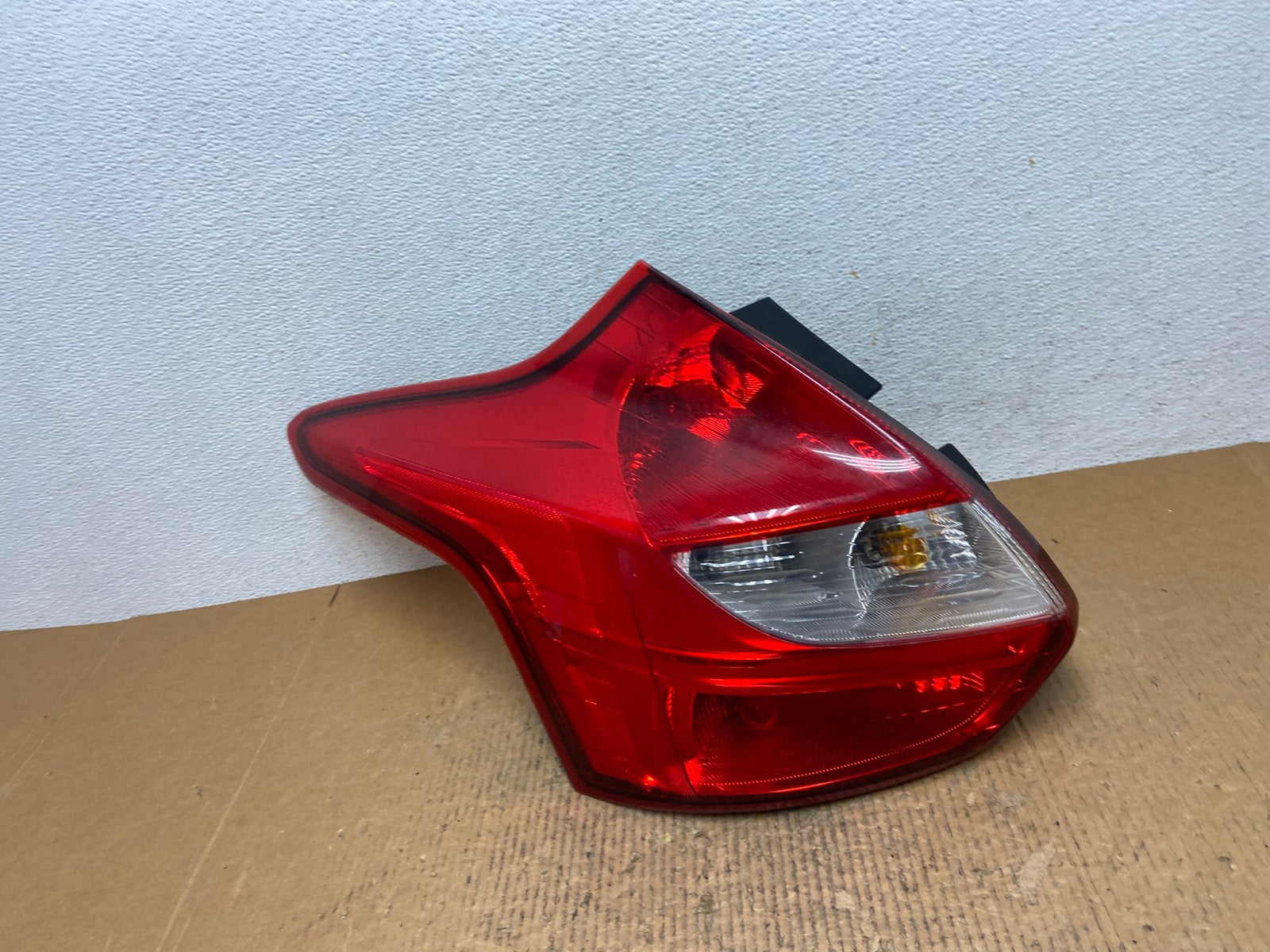 2012 2013 2014 Ford Focus Tail Light Hatchback Left Driver Lh Side AE1477 LK0