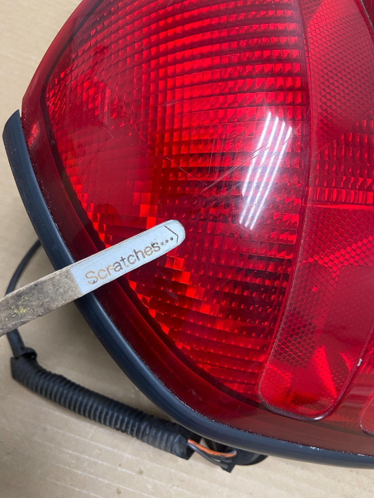 2003 - 2011 Ford Crown Victoria Left Driver Lh Side Tail Light AG8891 DW3