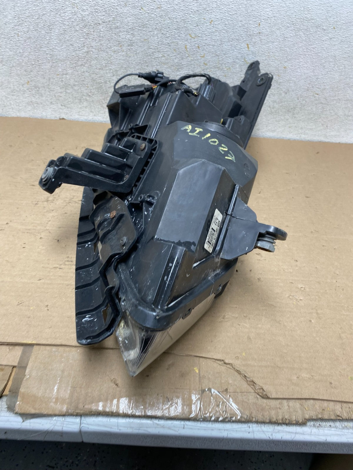 2013-2017 Chevrolet Traverse Left Driver LH Side Headlight Halogen AI1027 DW7