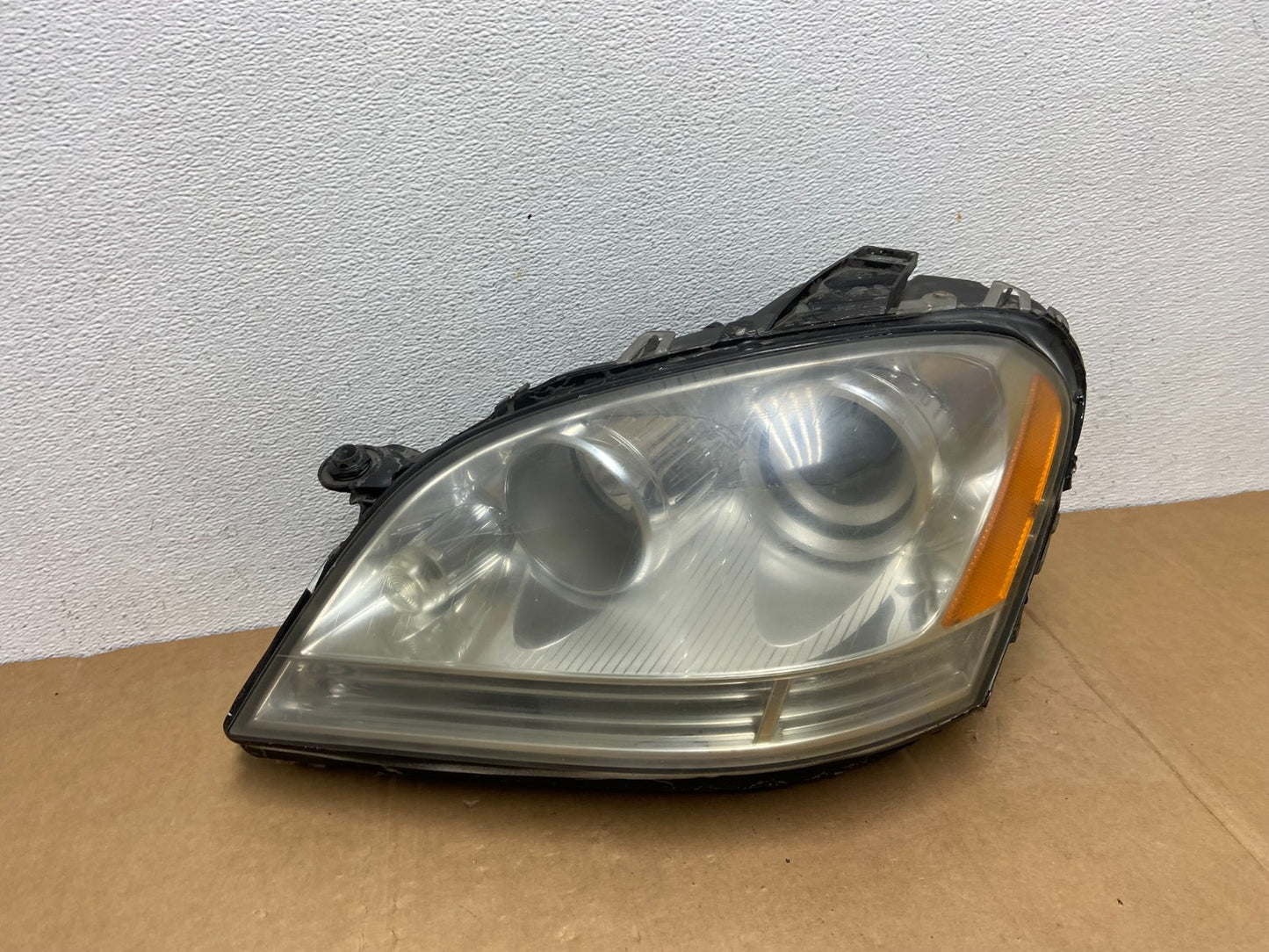 Halogen 2006-2009 Mercedes-Benz ML-Class Headlight Left Driver LH AC8380 DW0