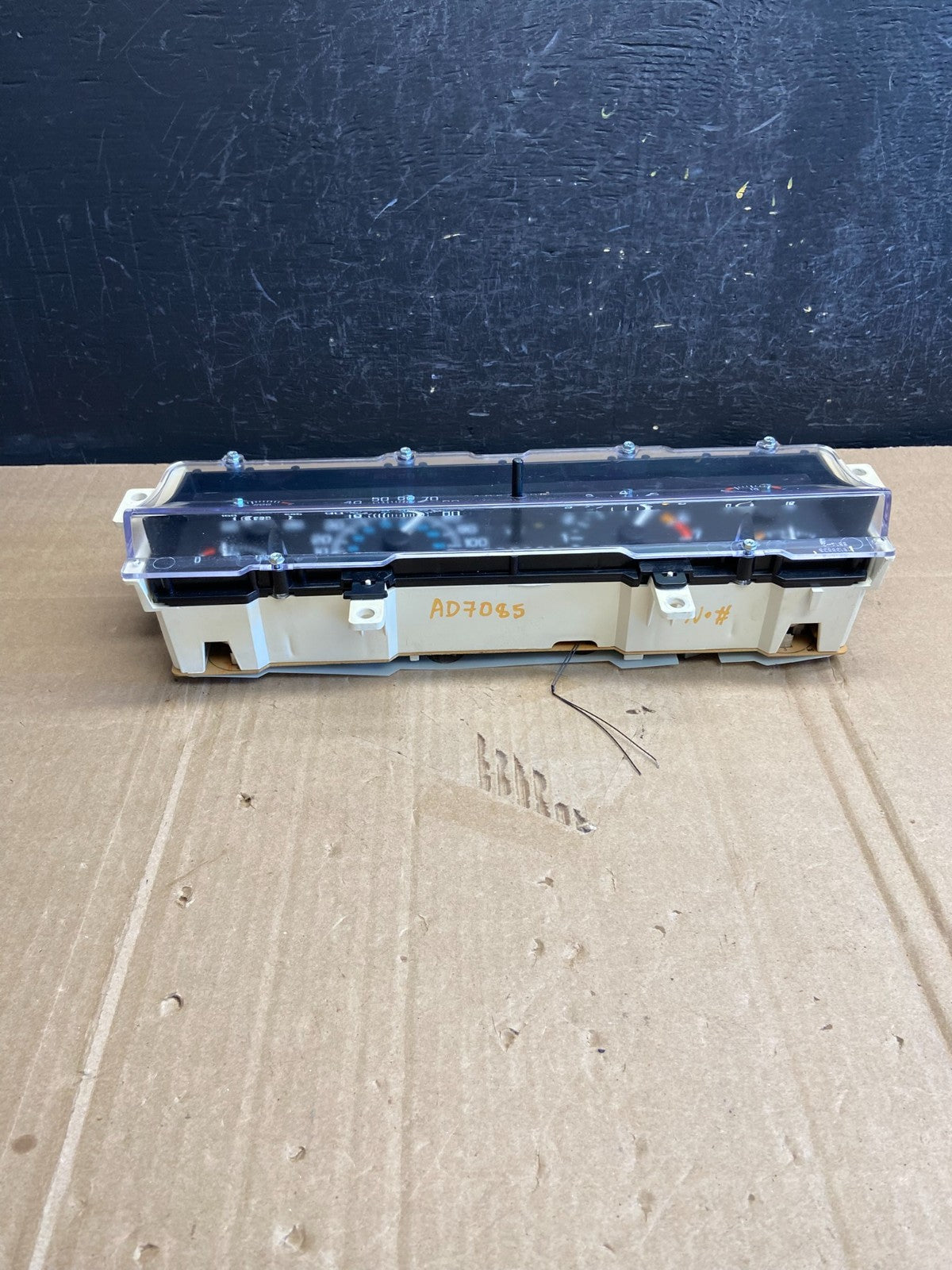 1998 to 1999 Buick Lesabre Speedometer Gauges Cluster AD7085 DG5