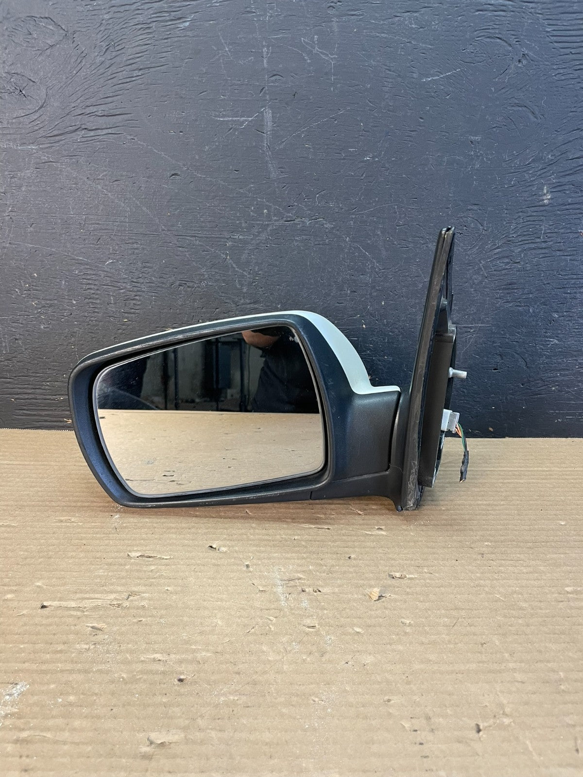 2007-2010 Hyundai Entourage Sedona Left Driver LH Side Door Mirror AF3378 DW8