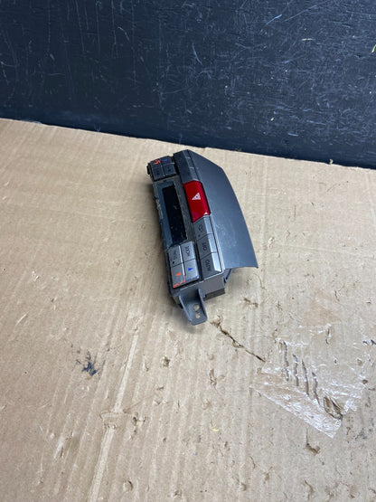 2010 - 2014 Subaru Outback Legacy A/C Heater Climate Control Unit AE1811 DG1