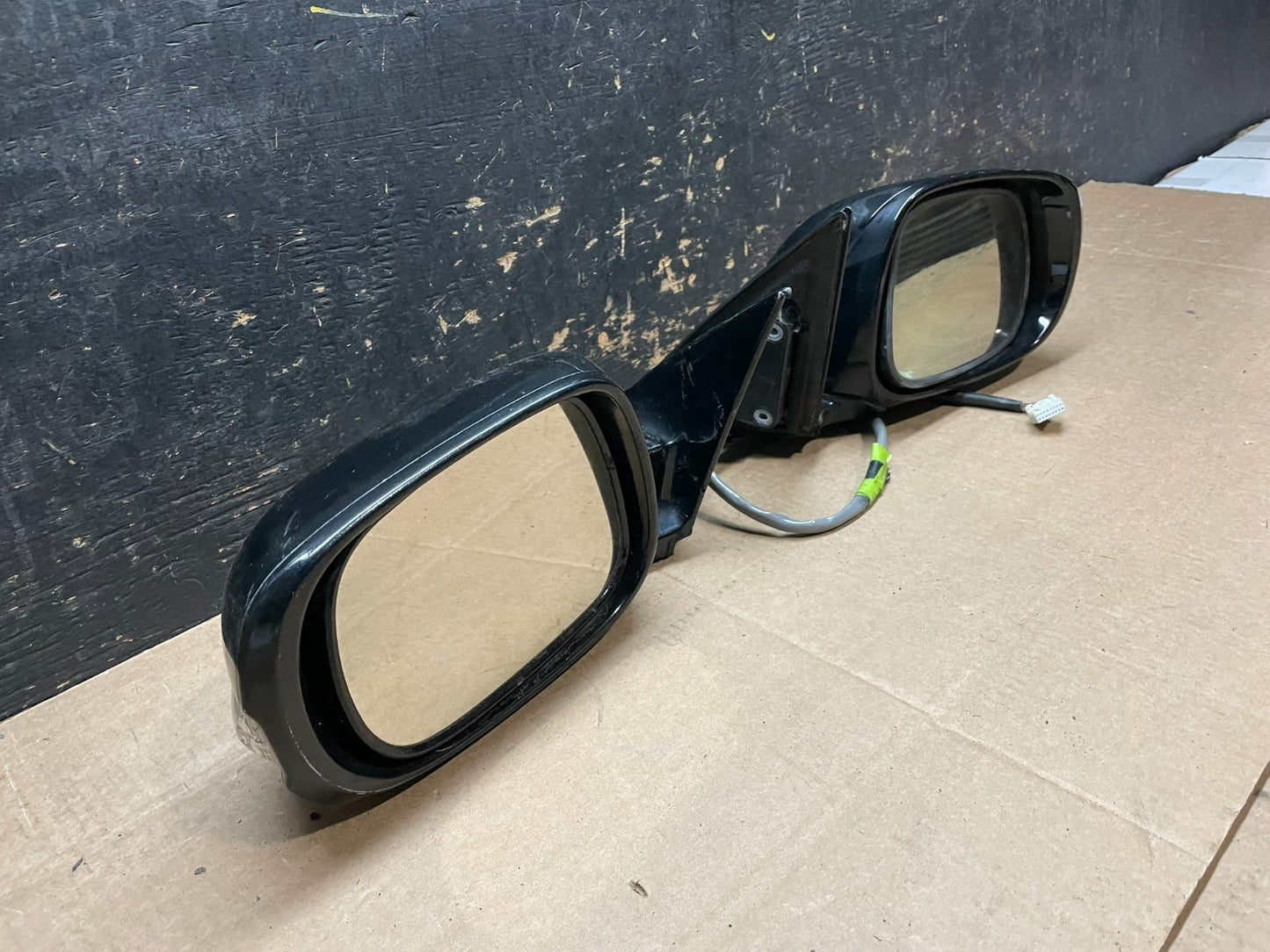 2009 to 2011 Lexus GS350 Left+Right Set Side View Door Mirror y9351 DG13
