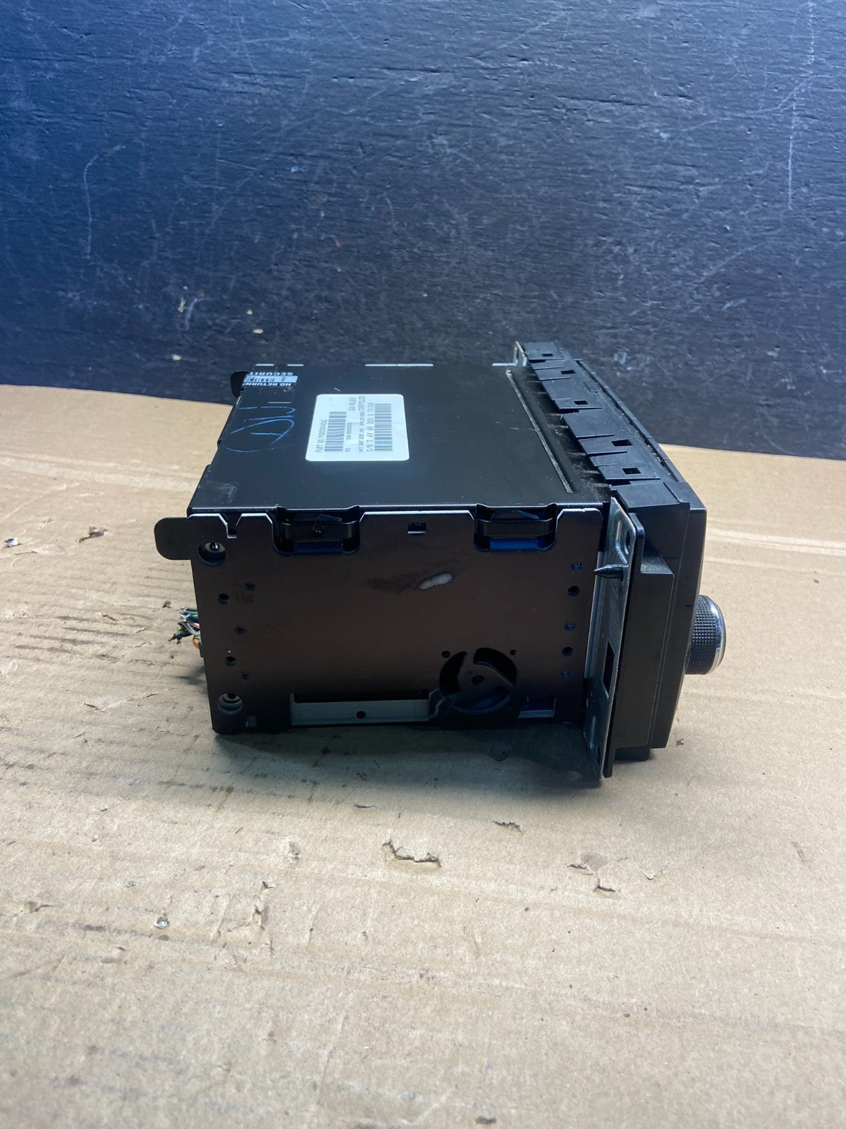 2009 to 2013 Volkswagen Routan Radio CD Player MY GIG Screen ae2424 DG2